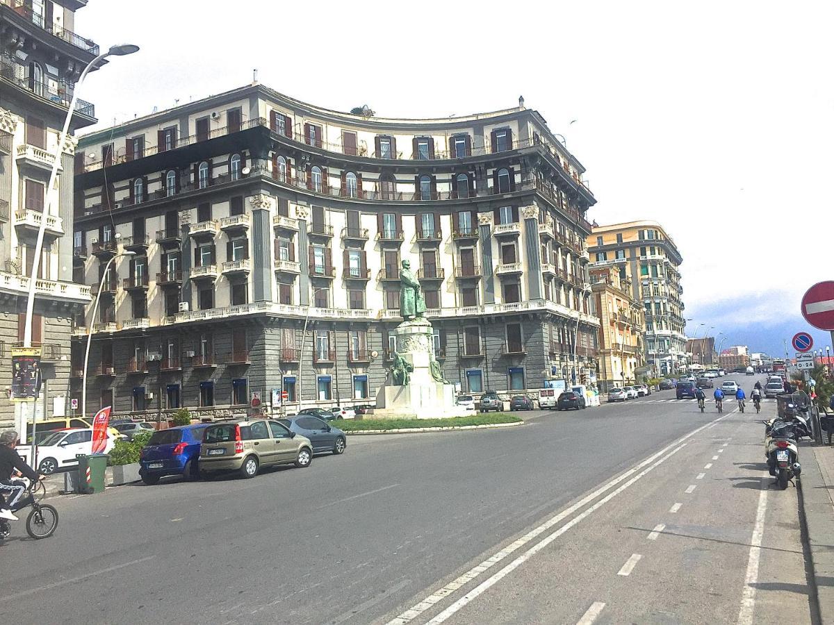 Residenza Santa Lu B&B Napoli Phòng bức ảnh