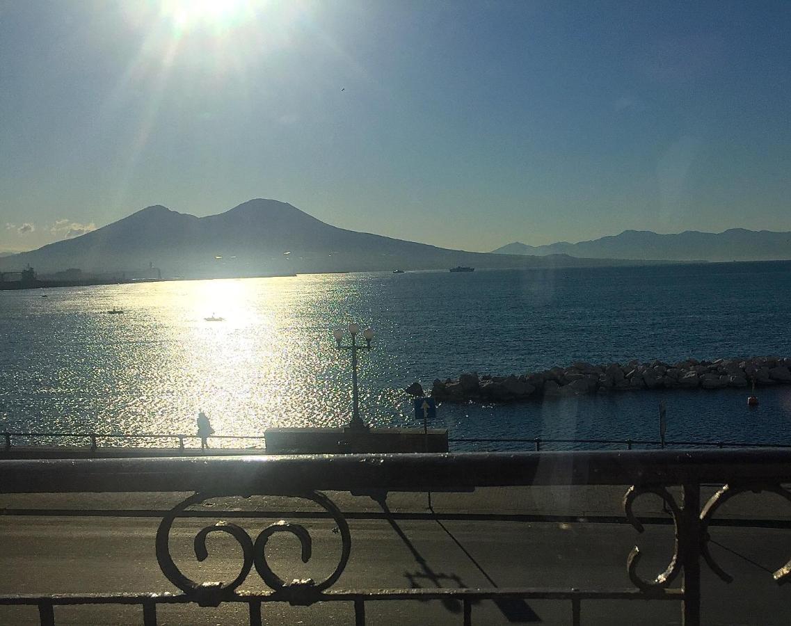 Residenza Santa Lu B&B Napoli Ngoại thất bức ảnh